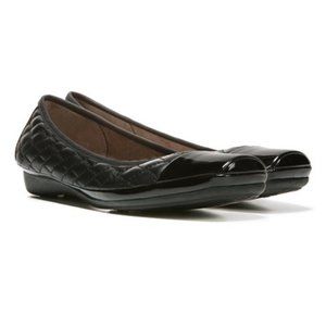 Naturalizer N5 comfort Quilted black flats shoes size 8